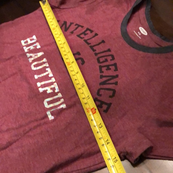 Old Navy “Intelligence Is Beautiful” Short Sleeved Grey Collar, Wine T-Shirt - Picture 7 of 7